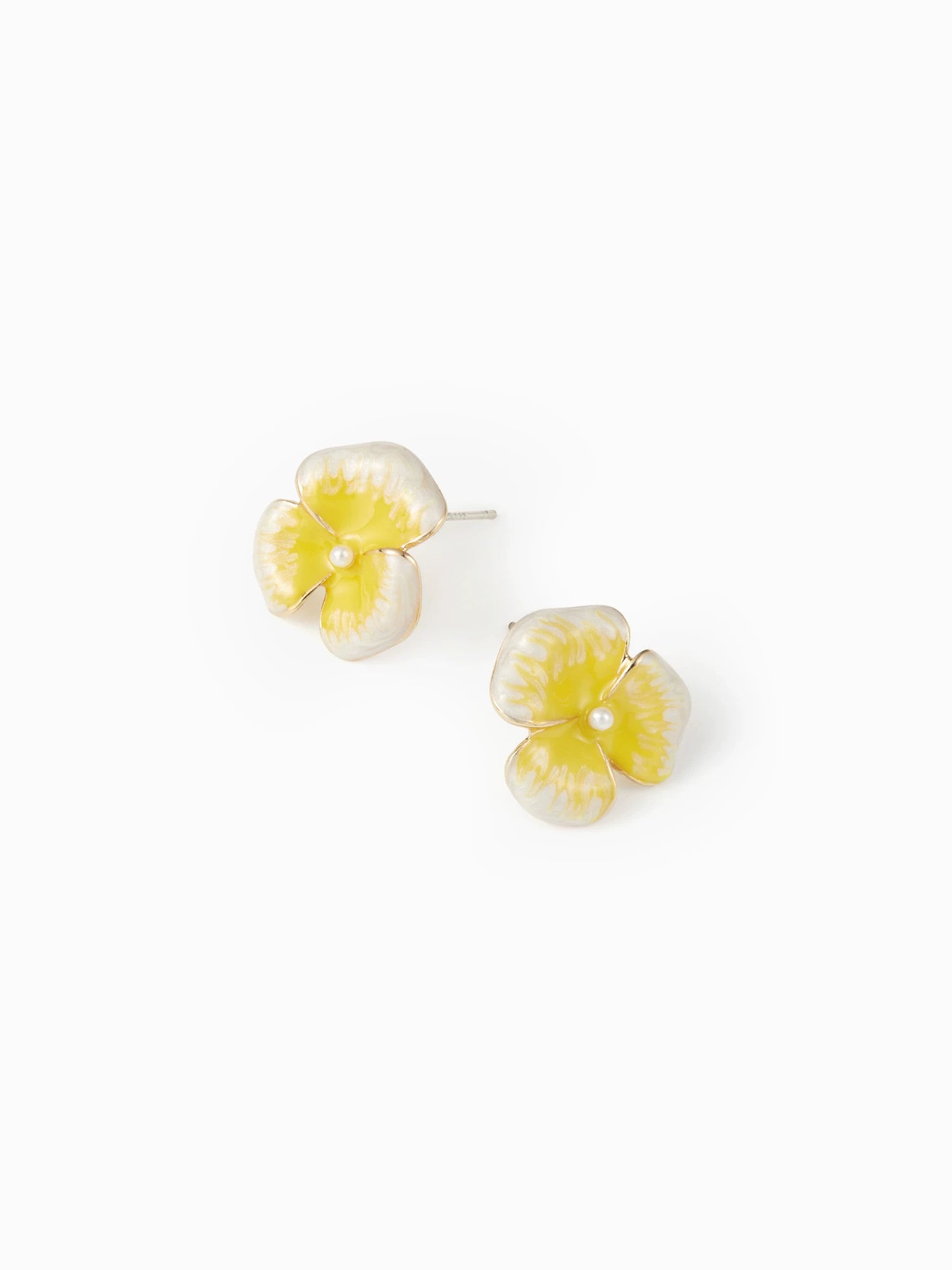 Imitation pearl decorative floral stud earrings