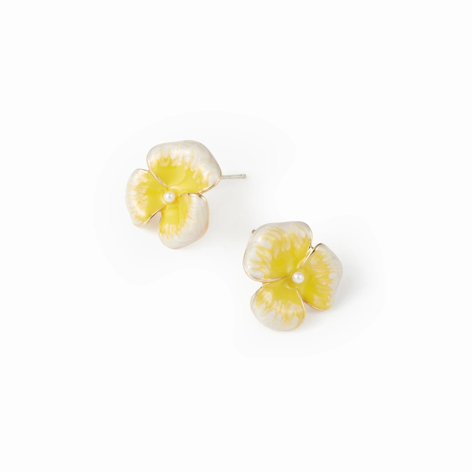 Imitation pearl decorative floral stud earrings