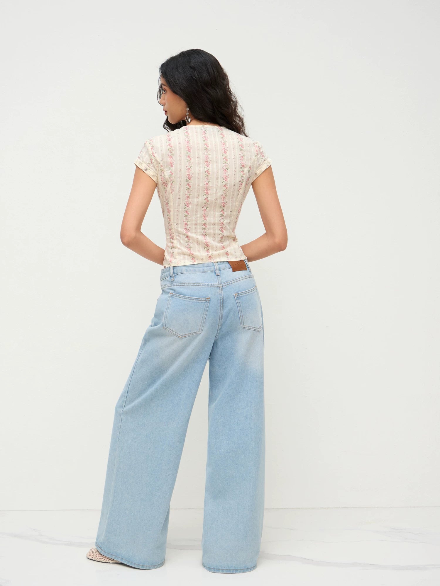 Cotton V-neck cropped shirt floral short-sleeved shirt